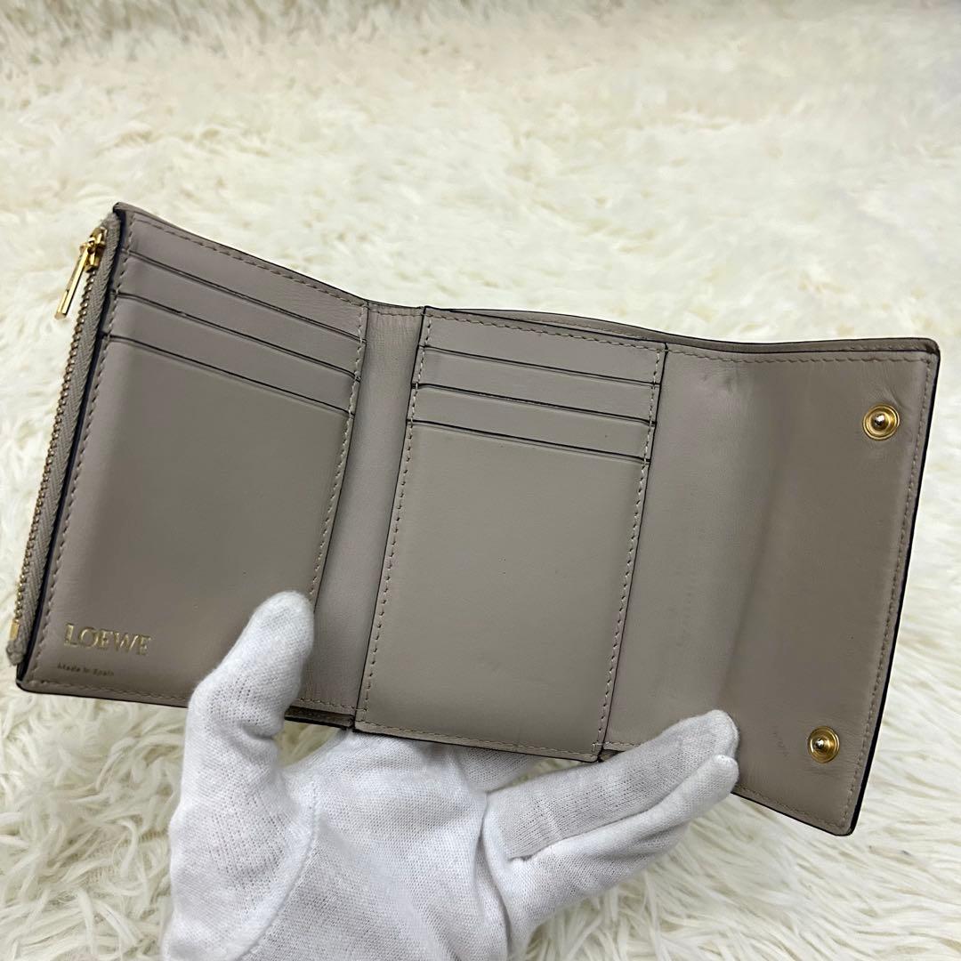 ［美品］LOEWE リピートアナグラム スモール バーティカルウォレット 財布