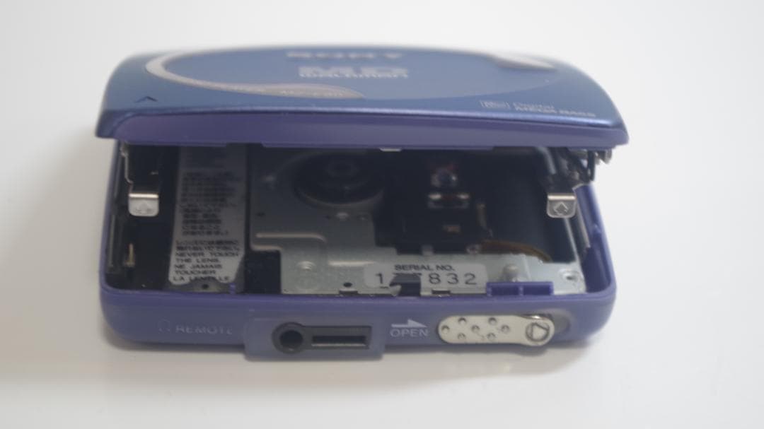 A4042 ソニーMDウォークマンMZ-E80
