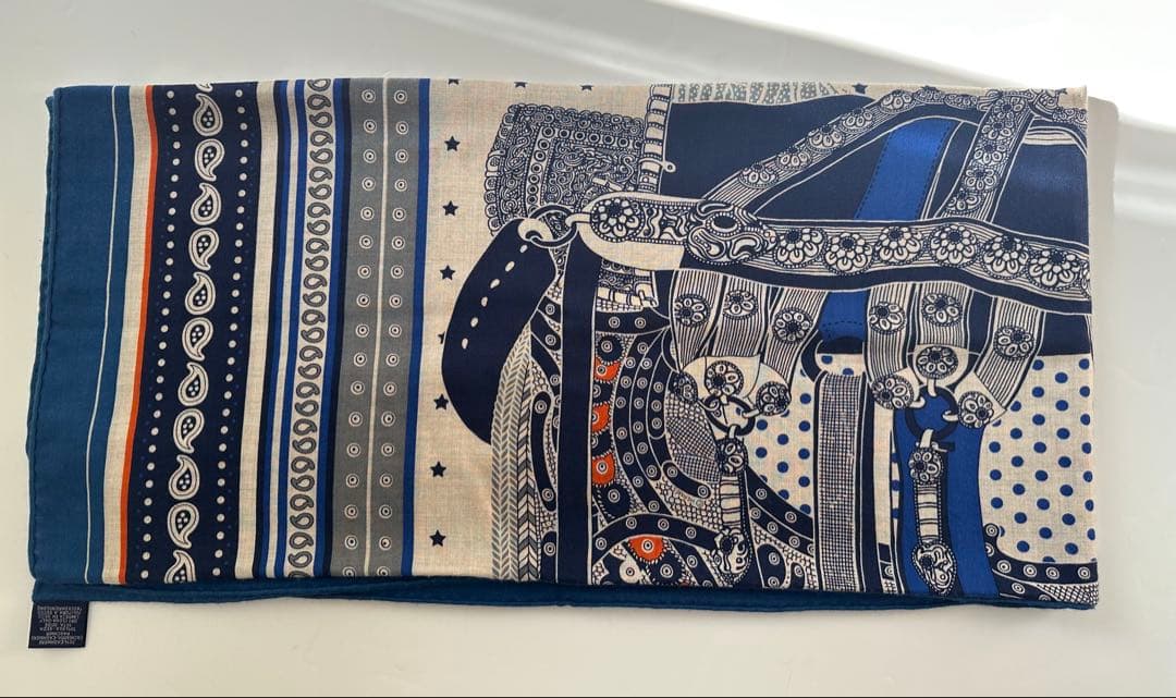 【HERMÈS】エルメスカシシル 140《高官の鞍 バンダナ》カシミヤシルク