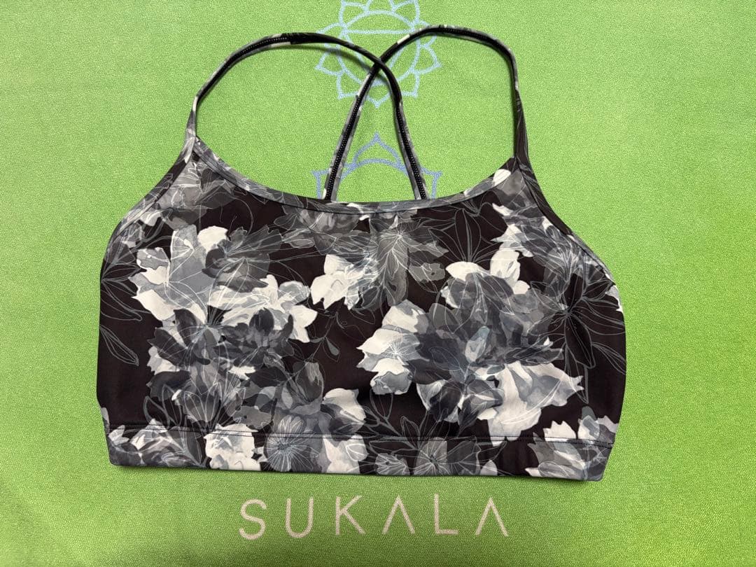 【SUKALA 】 花柄ブラトップとレギンスセットアップ Lサイズ
