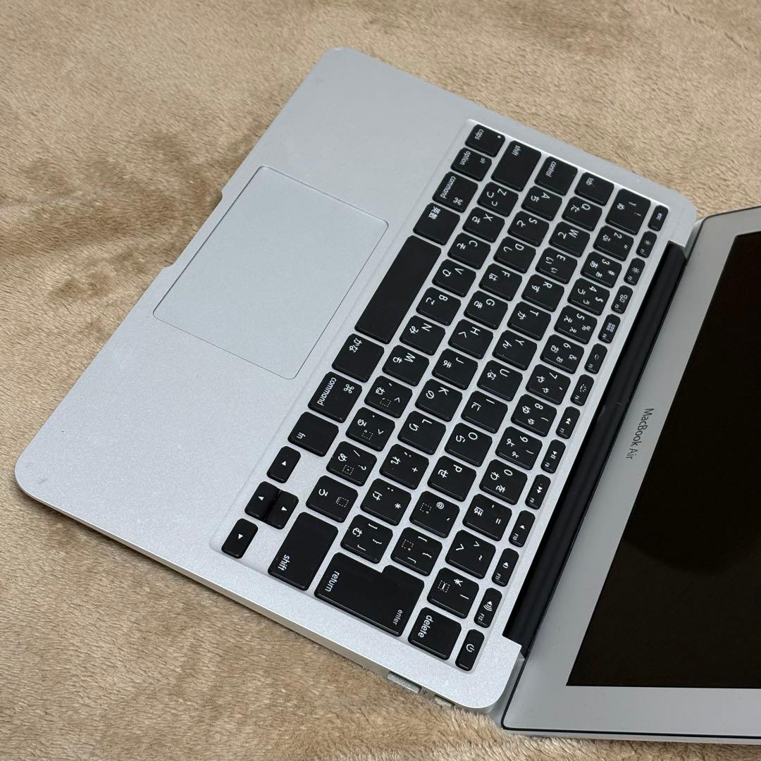 MacBook Air 11-inch (2010 / A1370)電源駆動OK