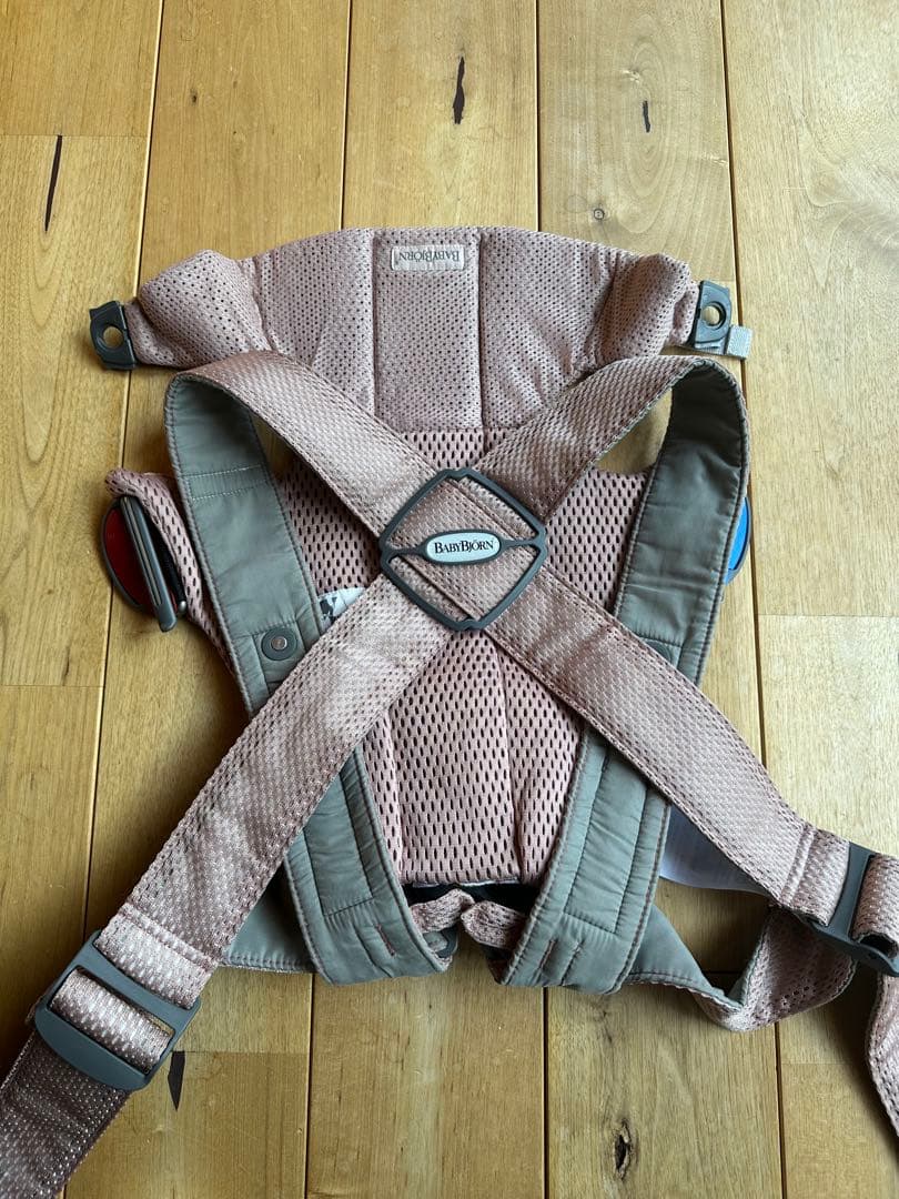 ほぼ新品　美品BABYBJÖRN BABY CARRIER MINI ピンク