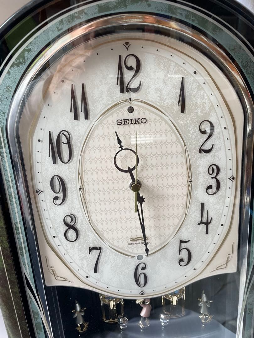 SEIKO アーチ型掛時計 動く人形付き