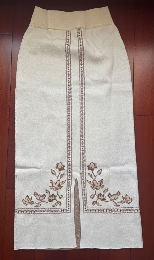 Eaphi SCARF MOTIF KNIT SKIRT　ivory