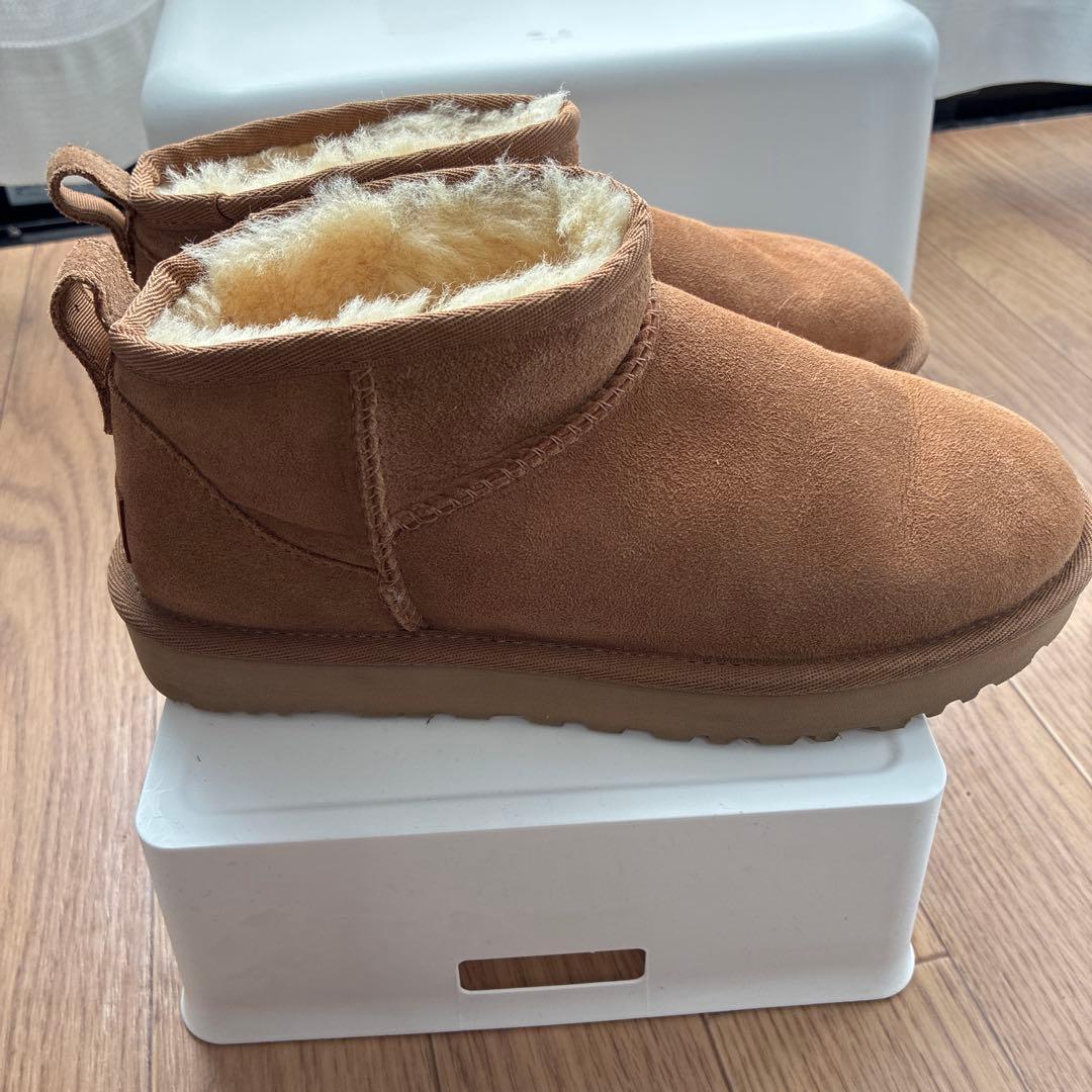 UGG クラシックウルトラミニ 23cm