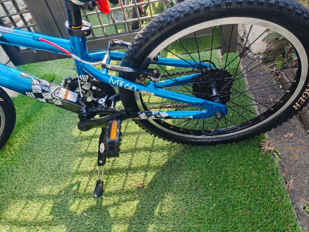 TREK MT60 子供用自転車 20インチ 青