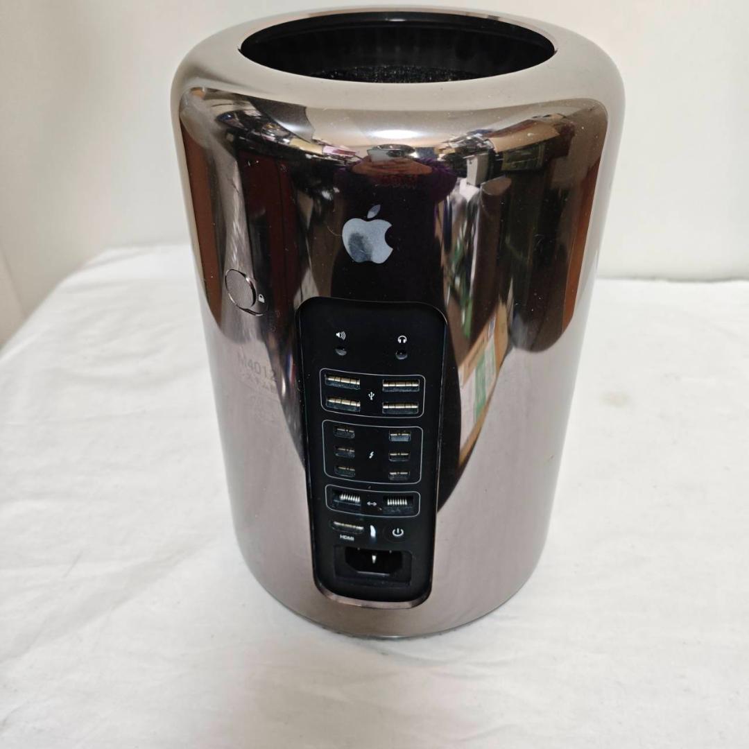 ク*ン様 Apple Mac Pro 通電　起動可