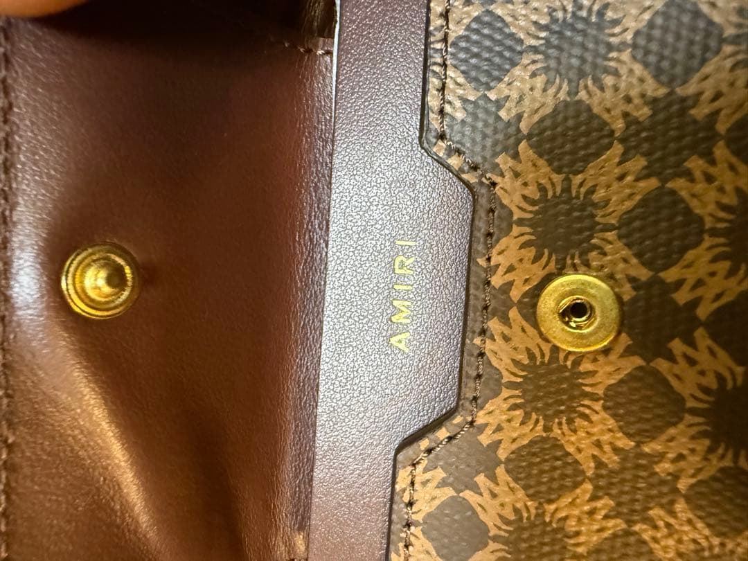 AMIRI 二つ折り財布 ブラウン