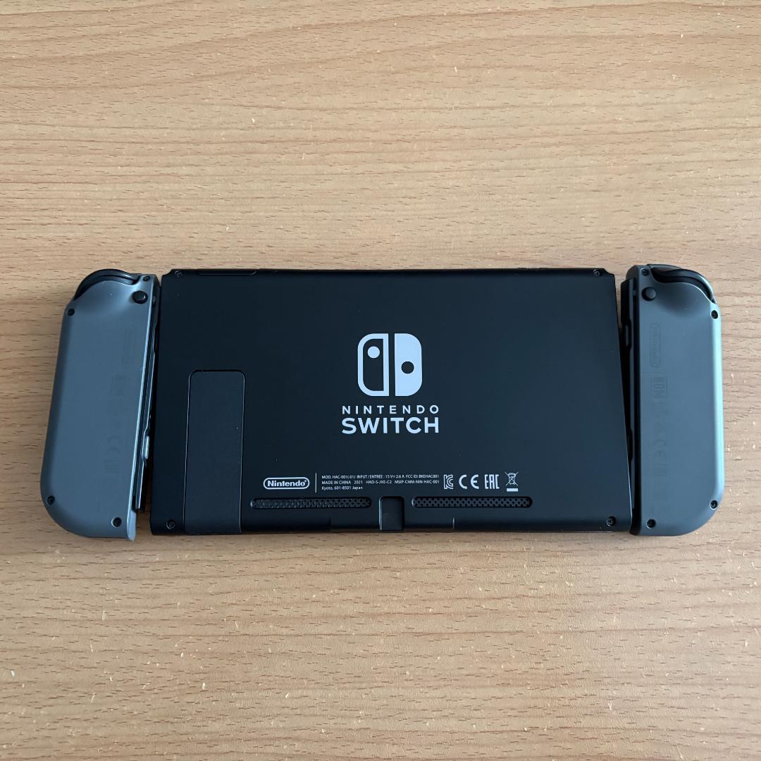Nintendo Switch 本体 Joy-Conグレー 美品 ストラップ欠品