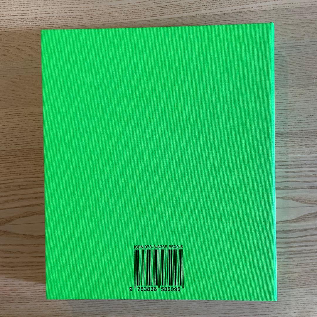 アート・デザイン・音楽 Virgil Abloh. Nike ICONS