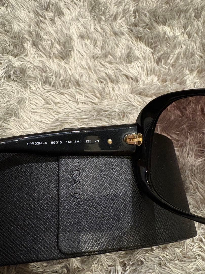 PRADA プラダ ブラック サングラス ケース付き