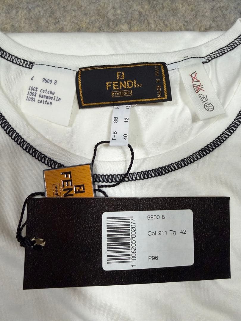 FENDI Tシャツ　メンズ　40