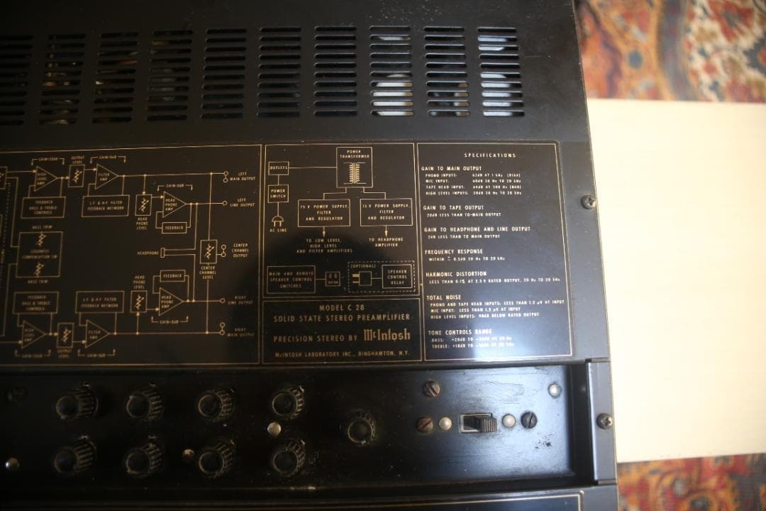 McIntosh C28 本体