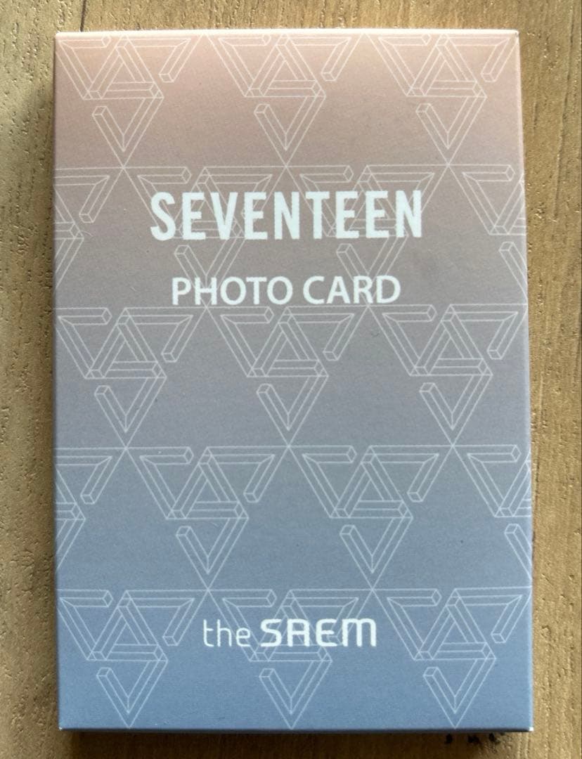 SEVENTEEN x the SAEM 特典