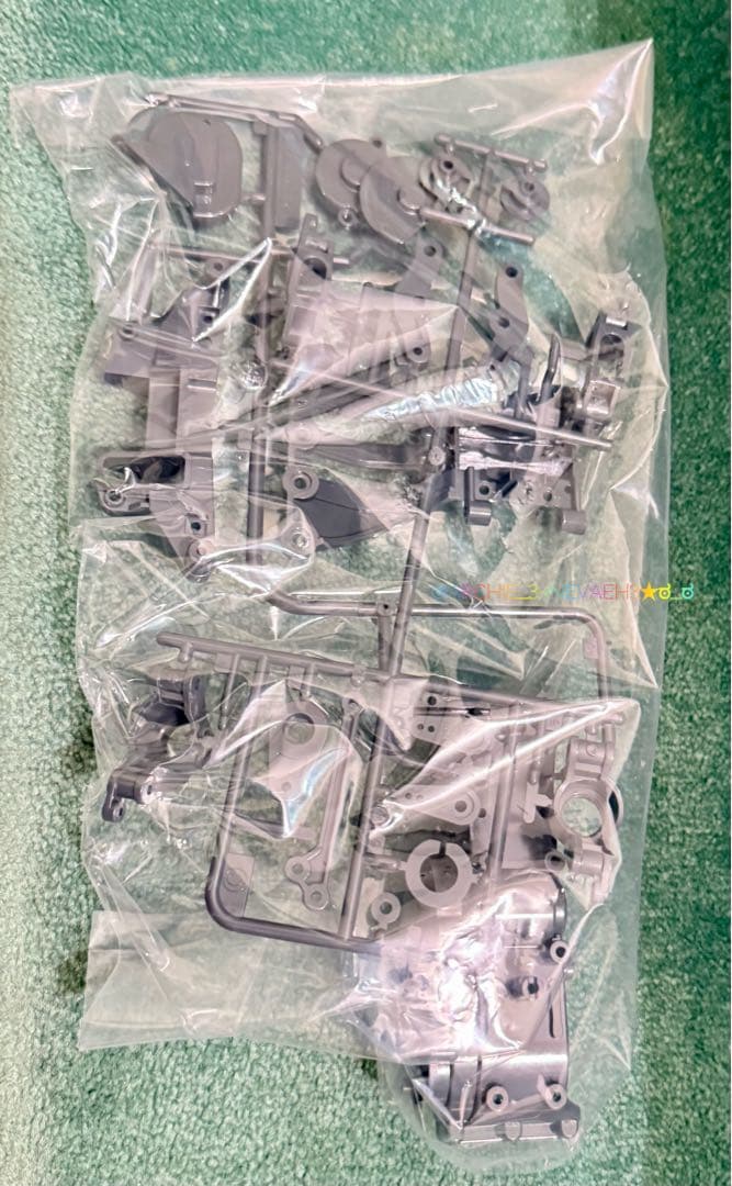 タミヤ NISSAN R390 GT1 TA03ベルトドライブ 未組み立てキット