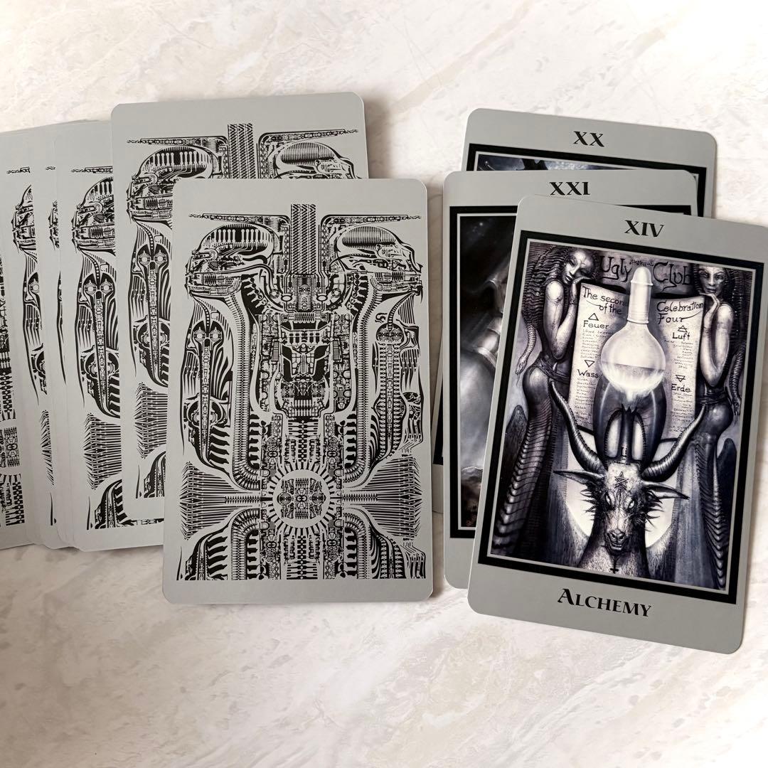ギーガー タロット H.R.Giger Tarot 洋書