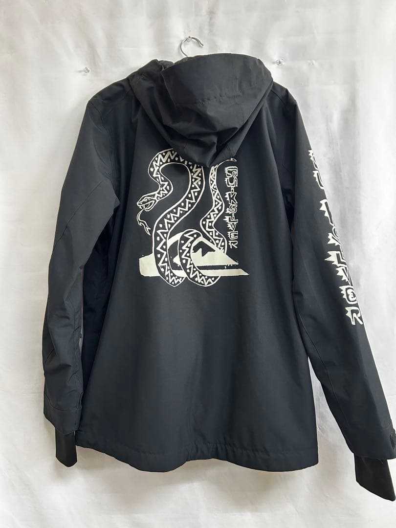 8f127 クイックシルバー スノーボードウェア Quiksilver