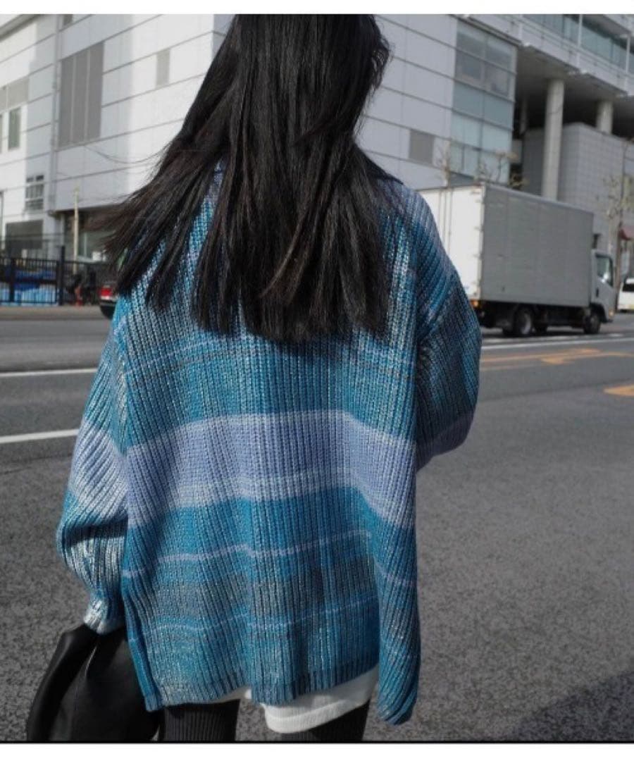 【未使用/タグ付き】GLITTER PRINT KNIT CARDIGAN