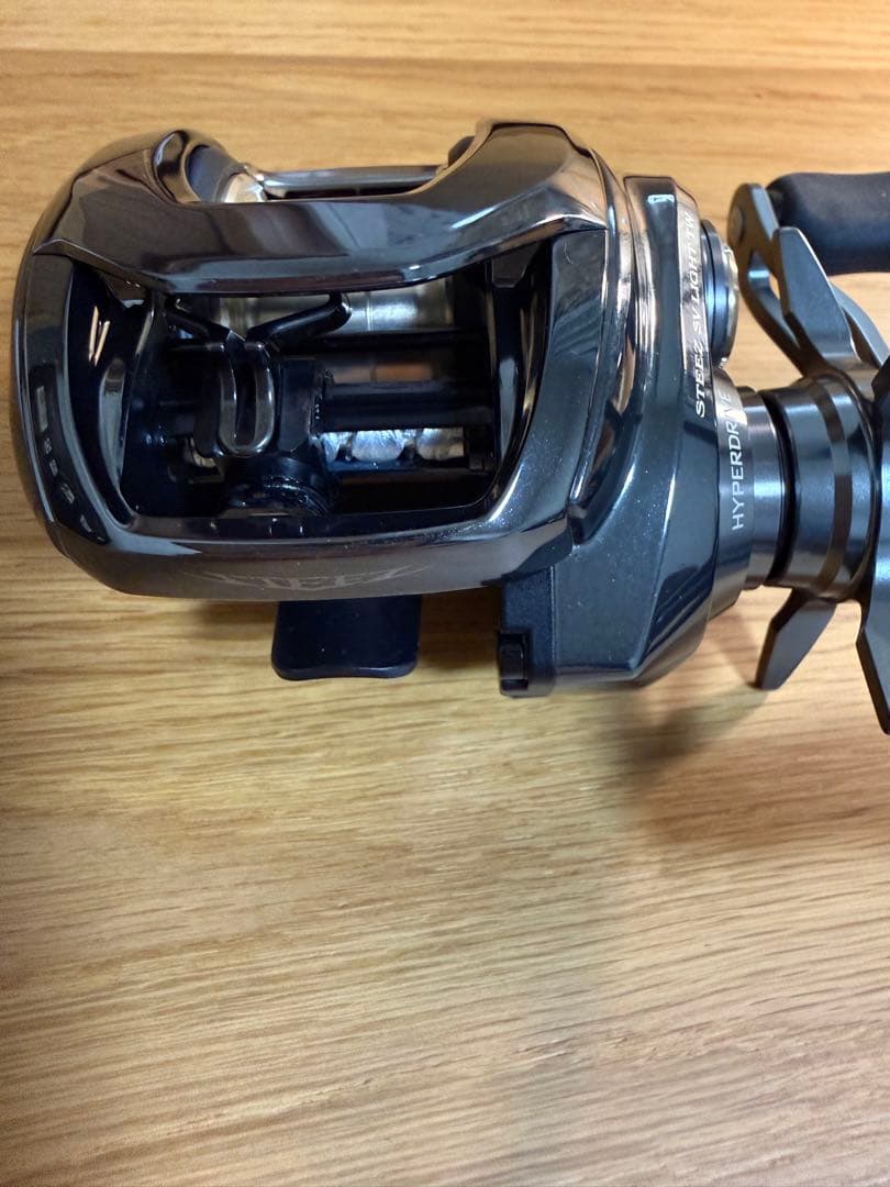 未使用DAIWA 26スティーズSV LIGHT 100XXHL