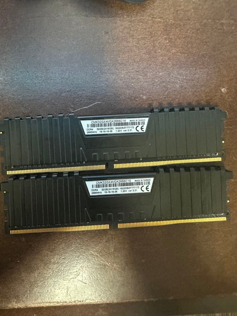 竹*歌様 良品即日発送VENGERCE DDR4 32GB （16GBx2）CO