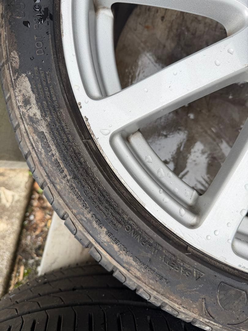 無限ホイール4本セット　215/45ZR17 91W