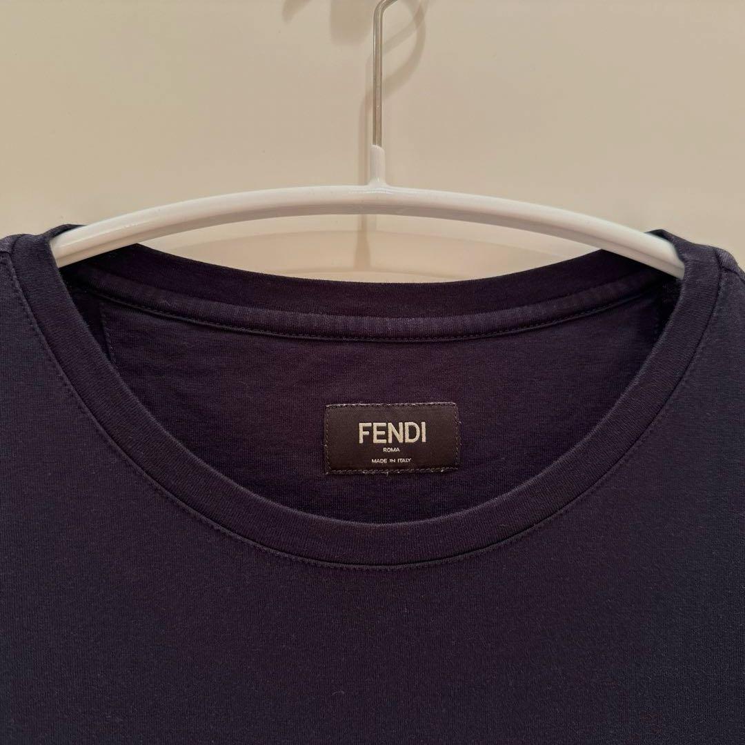 FENDI ネイビー ロゴ Tシャツ