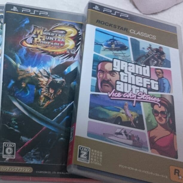 PSP本体とカセットです！