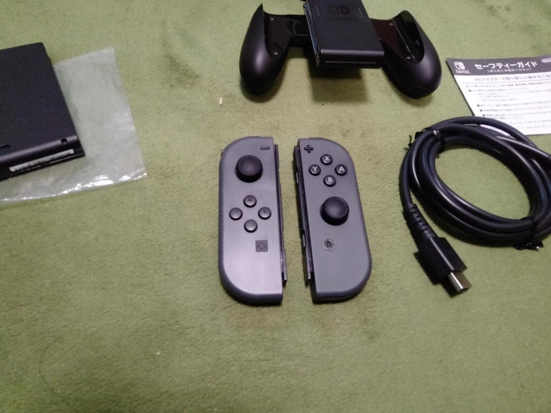 Nintendo Switch 本体　2025年製