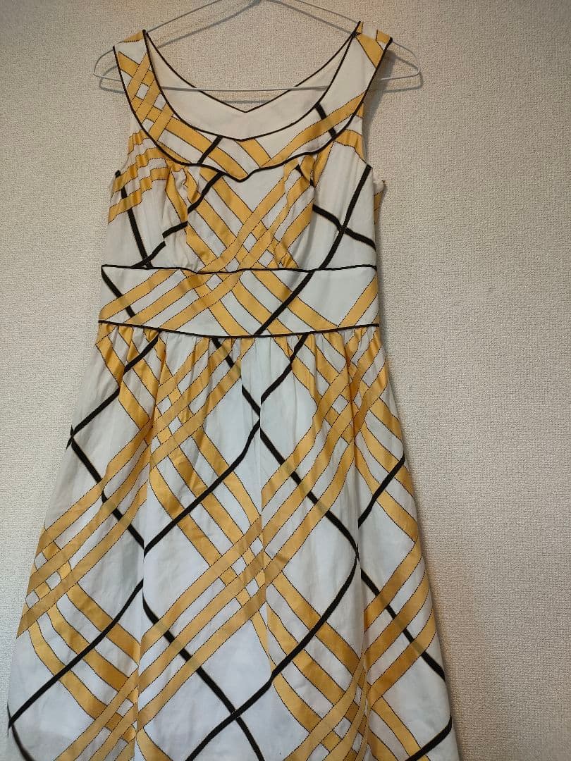 g48 BURBERRY　バーバリーブルーレーベル　ワンピース　36
