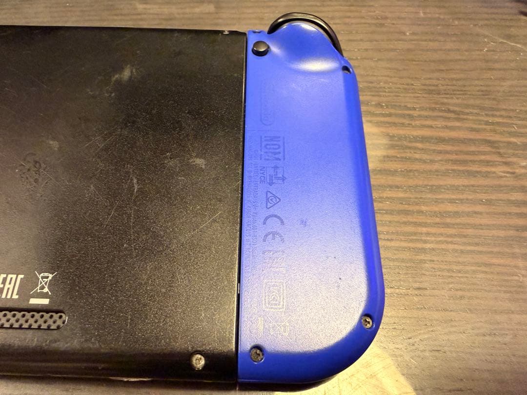 未対策機動作品NintendoSwitch HAC-001 本体　ジョイコンx2
