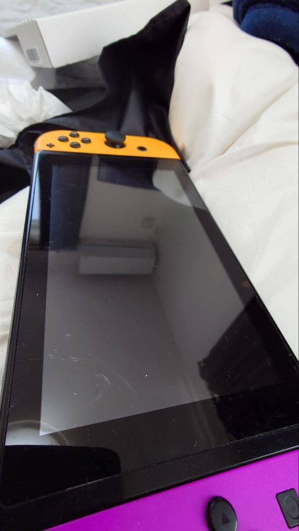 Nintendo Switch 本体 ジョイコン新しめ