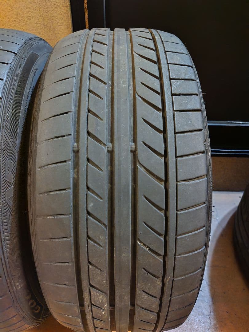 225/40/R18 グッドイヤー　EAGLE　LS EXE 　①