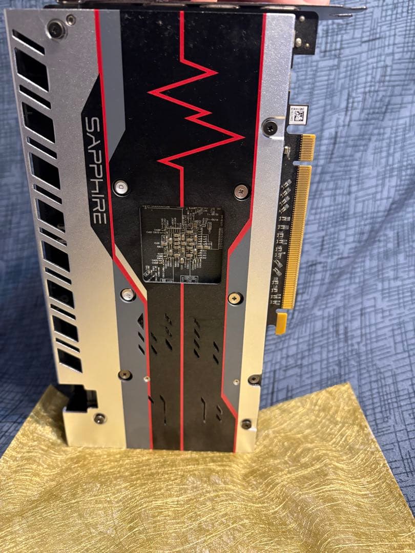 中古品Sapphire グラフィックボード RX570 8GB