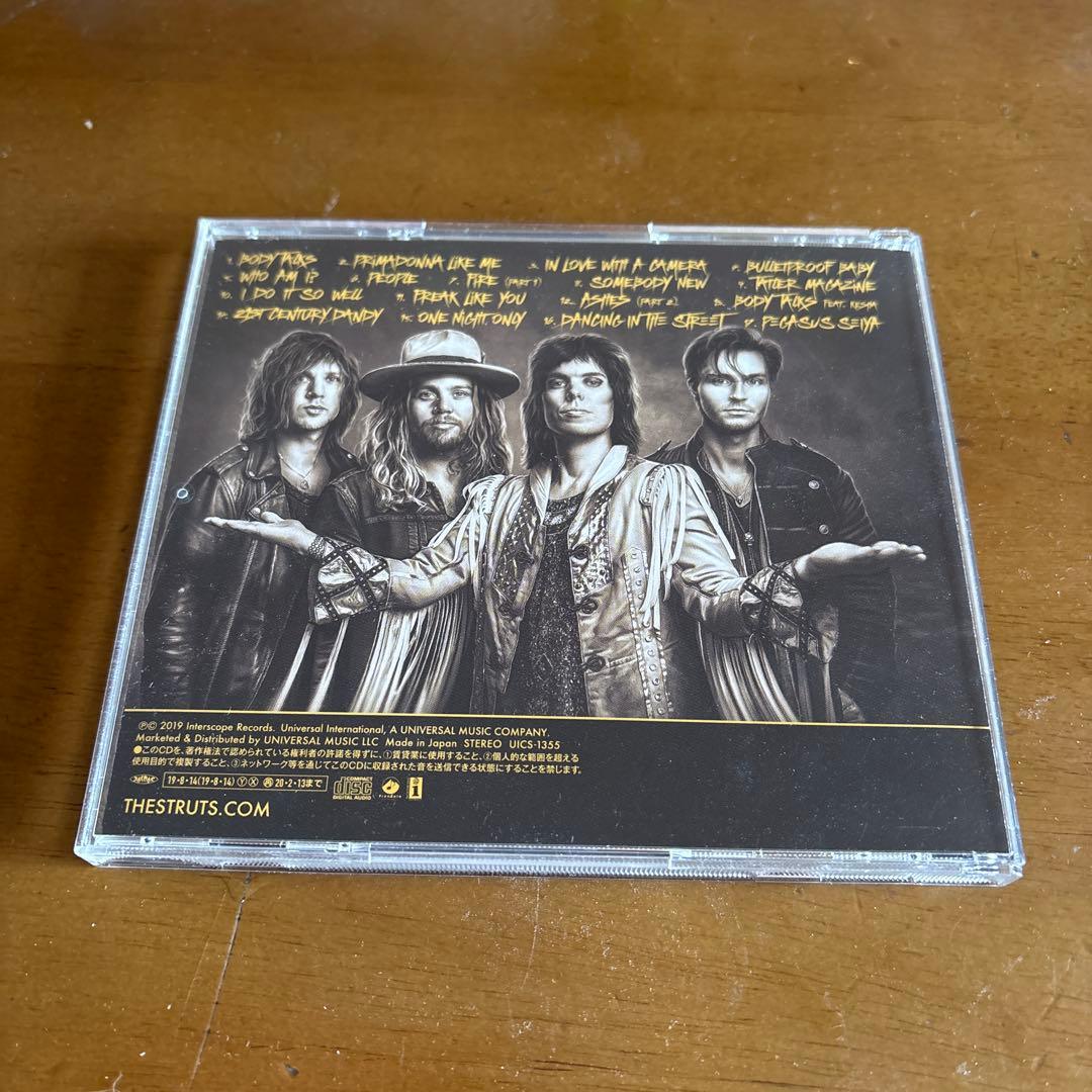 次世代クイーンThe Struts Young & Dangerous直筆サイン