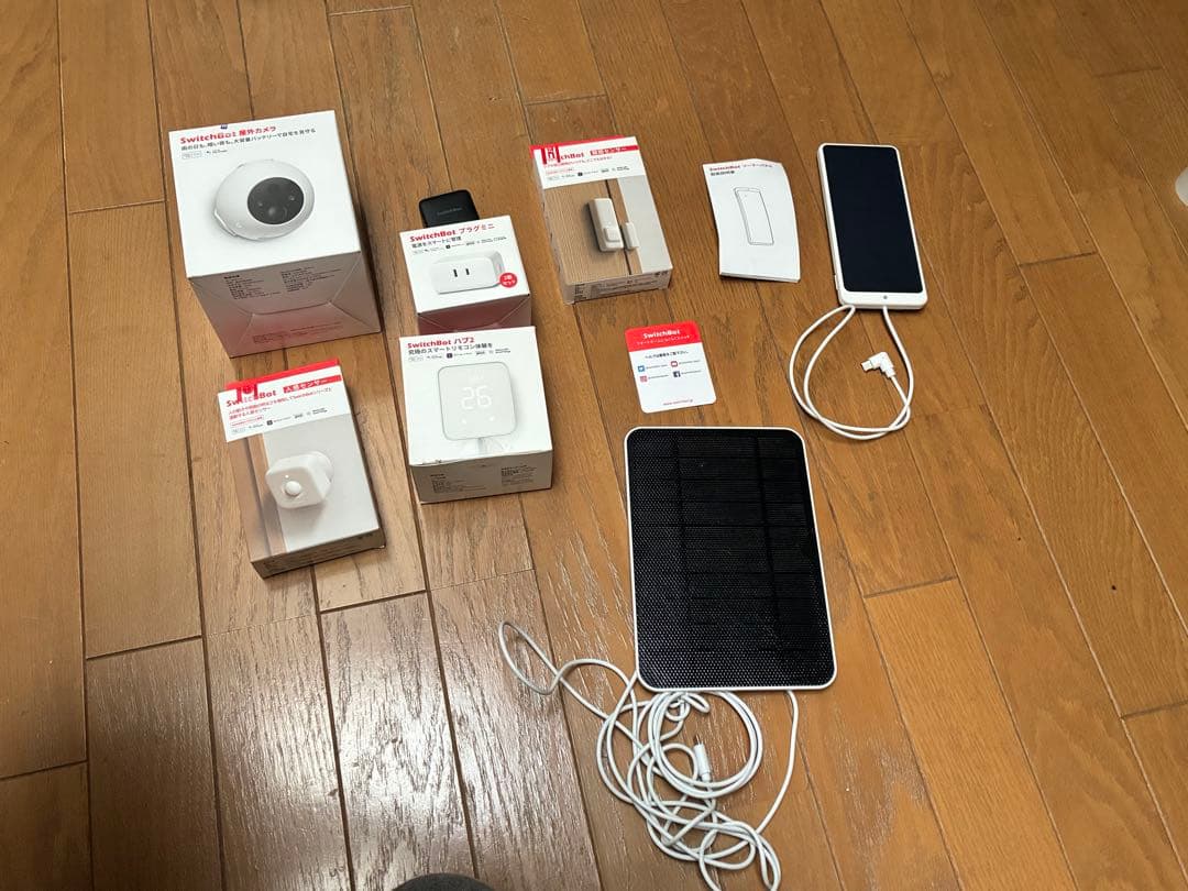 と*ち様 SwitchBot スイッチボット　ハブ　センサー　屋外カメラ　ソーラ