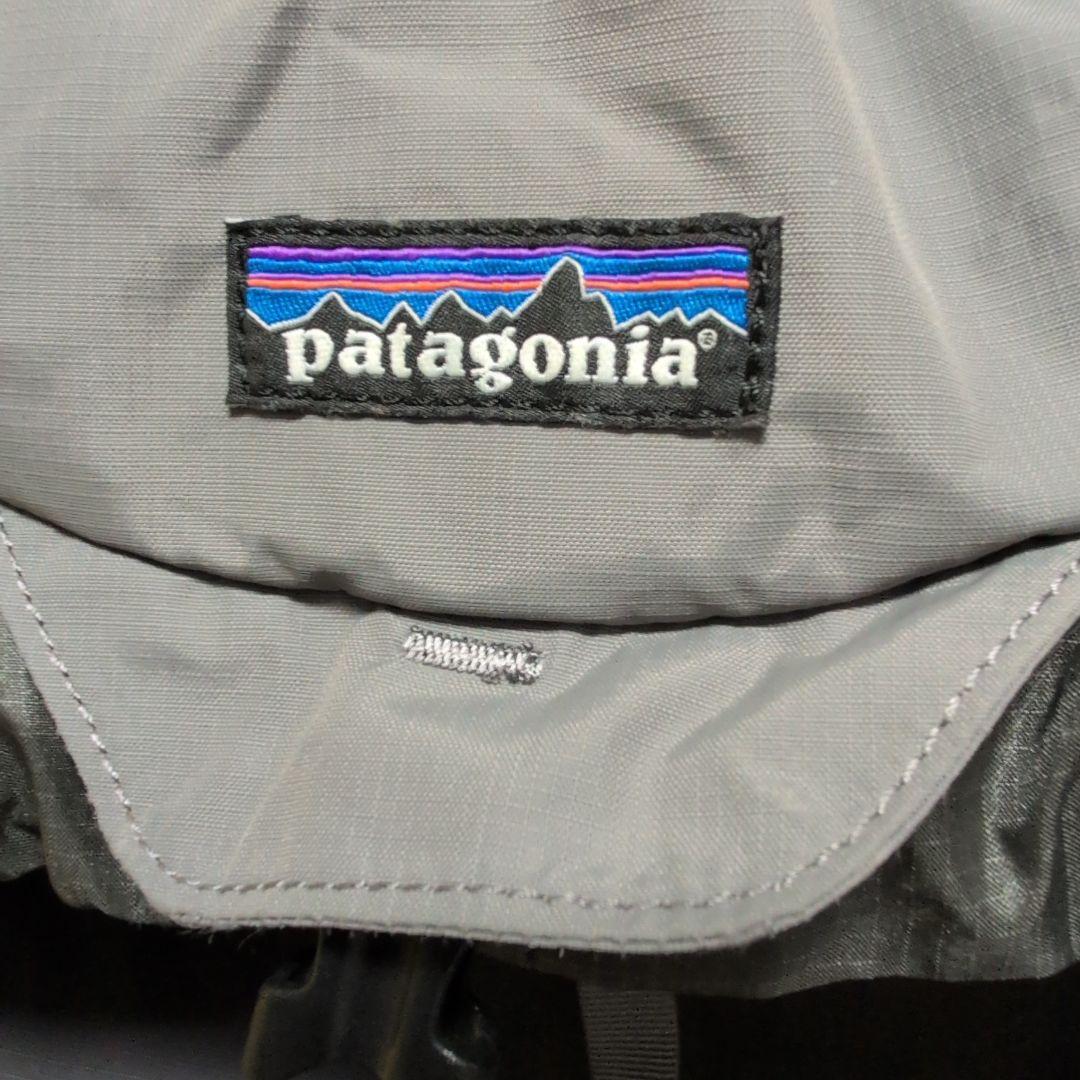 patagonia バックパックグレー