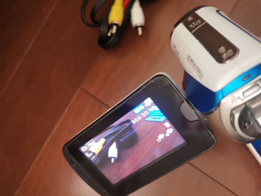 Panasonic WA20 ビデオカメラ 本体と付属品