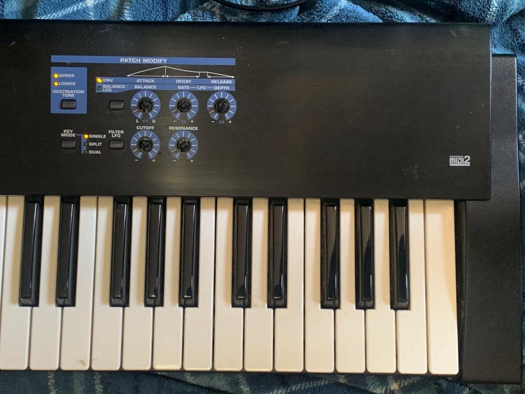 Roland シンセサイザー Juno-D 現状