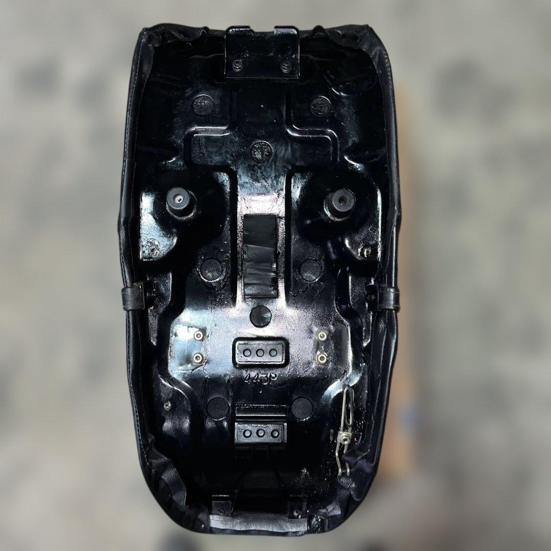 CB250ND.400ND シート　純正
