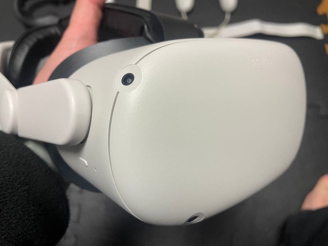  Quest 2 64GB おまけ付き。