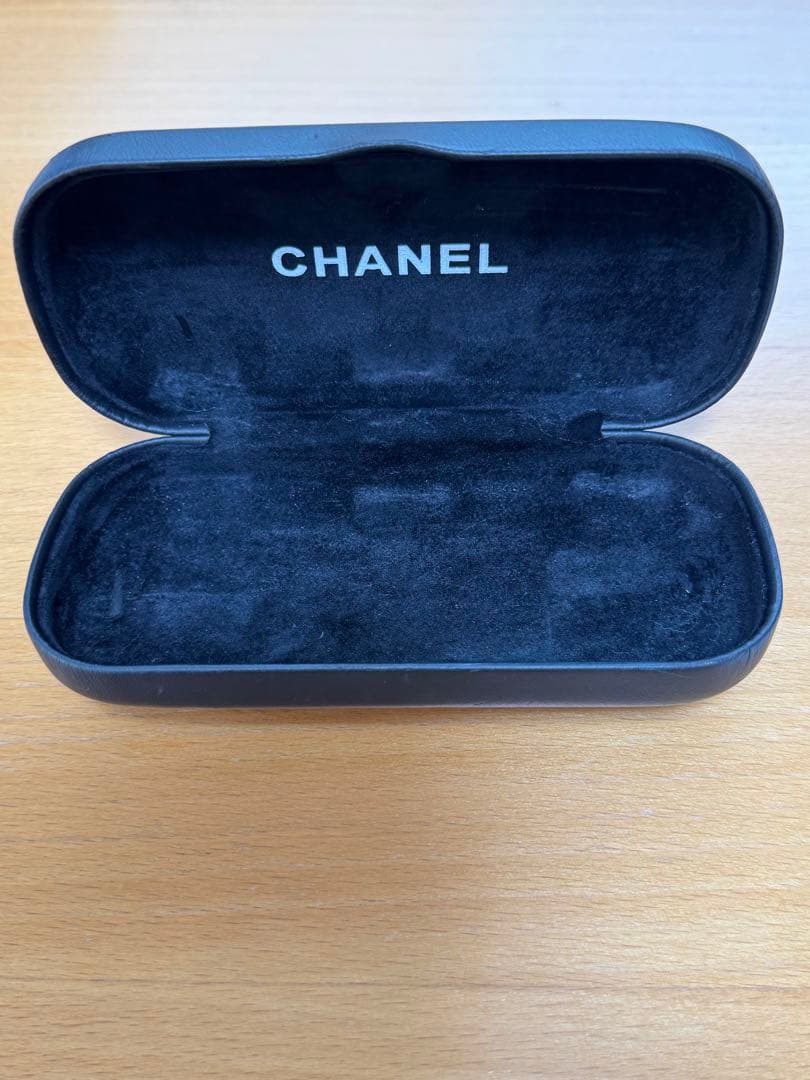 CHANEL シャネル　サングラス 01452 94305 ケース付き