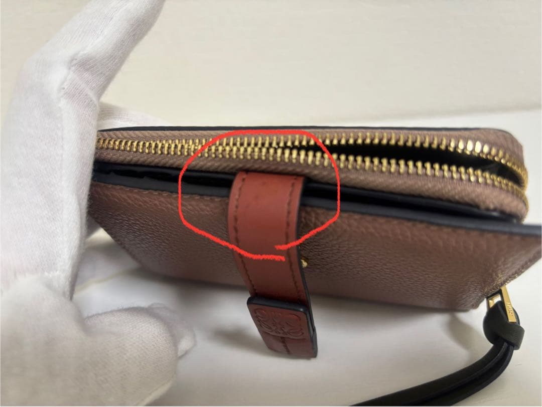 未使用 LOEWE ロエベ アナグラム ピンク 二つ折り財布