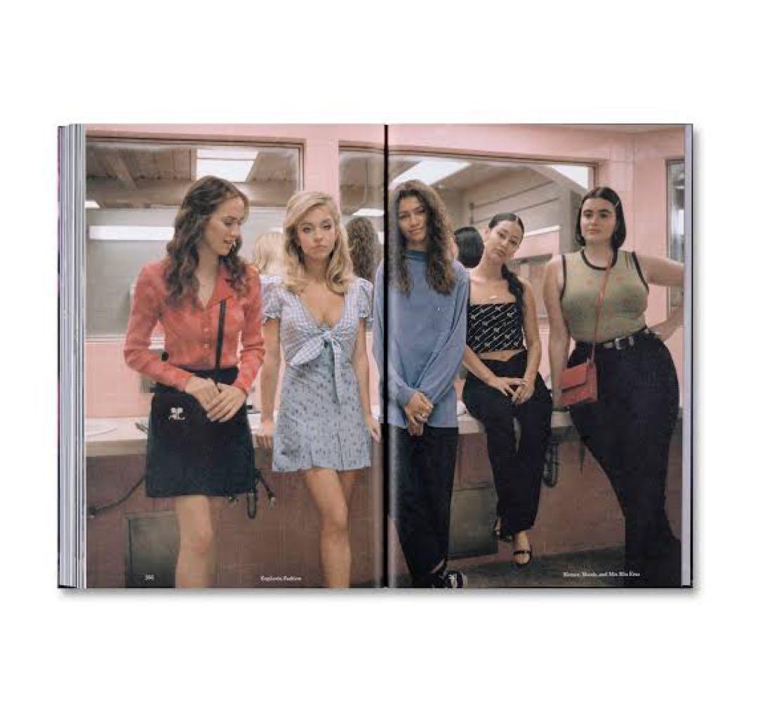 A24 HBO EUPHIORIA FASHIONユーフォリア アート写真集