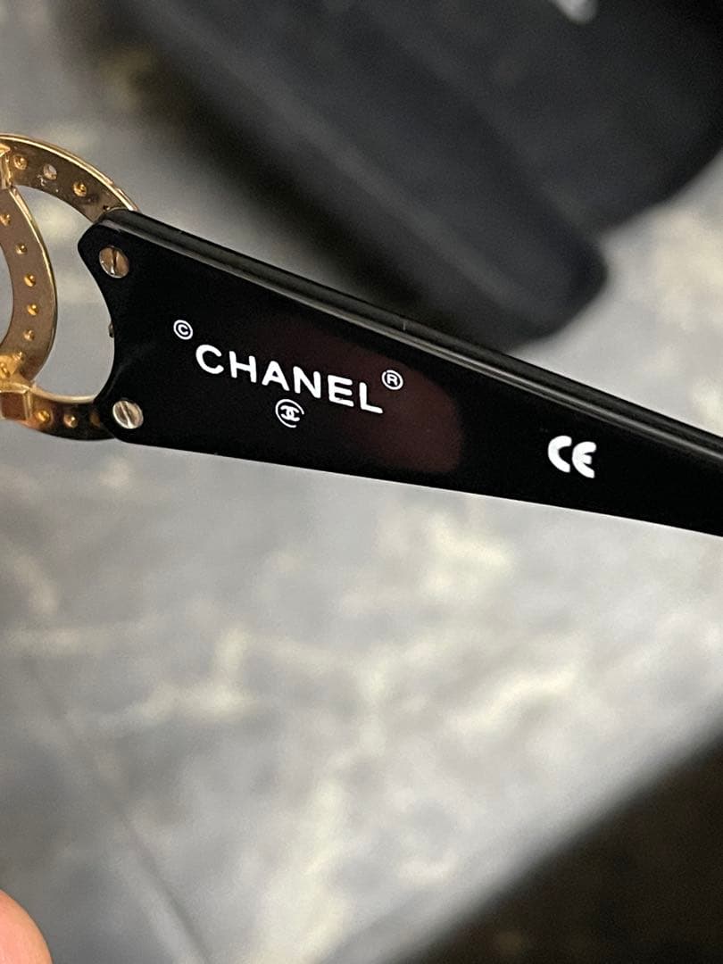CHANEL シャネル ココマーク サングラス 黒 ゴールド金具