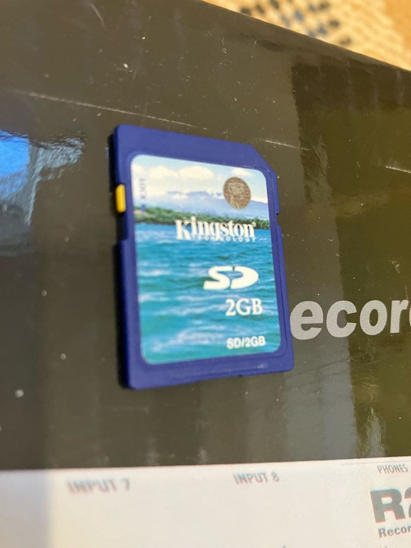  wood  zoom R24 (USBケーブル欠品)