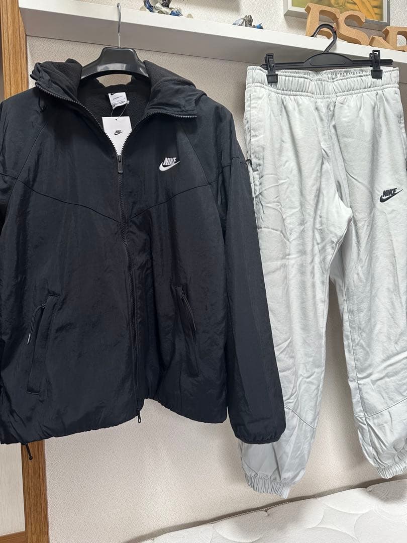 ナイキ(NIKE)ウインドブレーカー ジャケット&パンツ　セットアップ
