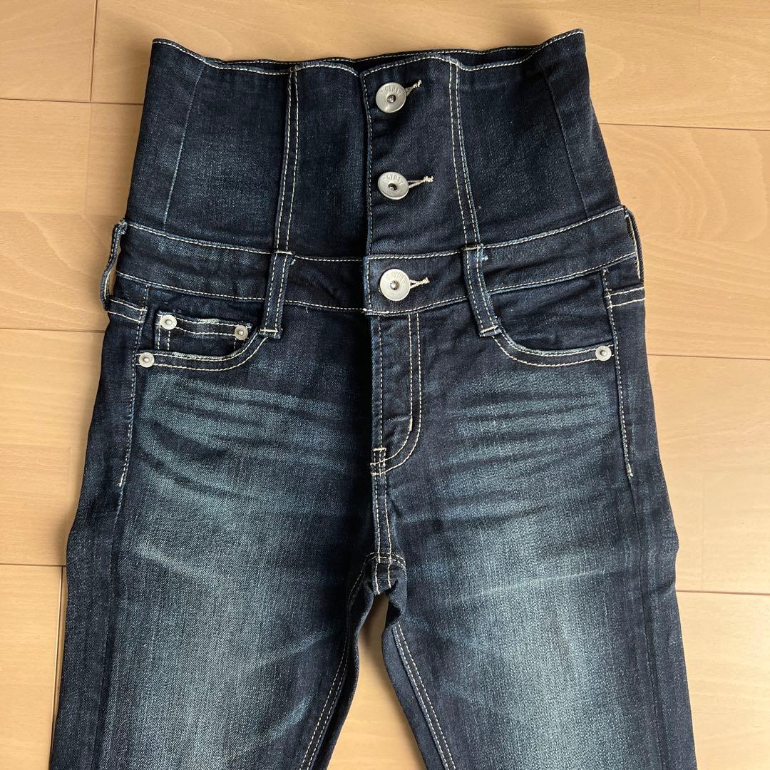 GYDA ハイウエストボタンスキニーデニム パンツ