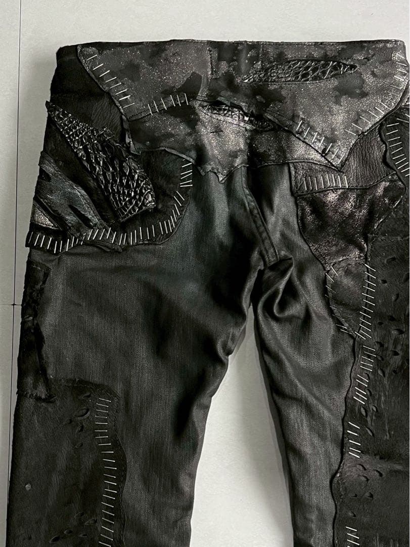 パンツ \"1vfudie\" S09-Panelled leather pants