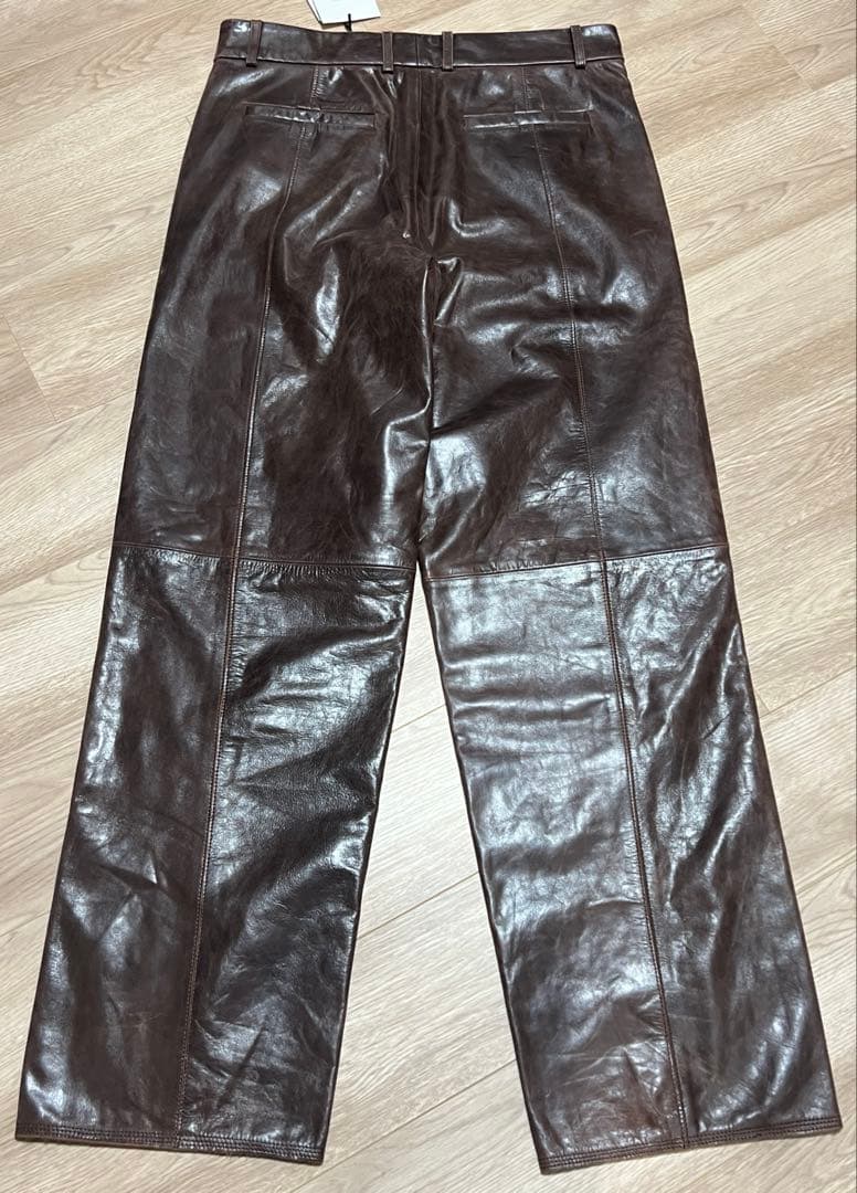 ZARA LIMITED EDITION レザースーツトラウザーズ ブラウン