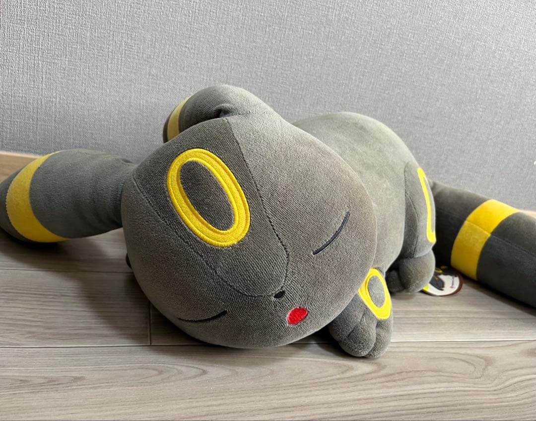 すやすやブラッキー　ぬいぐるみ